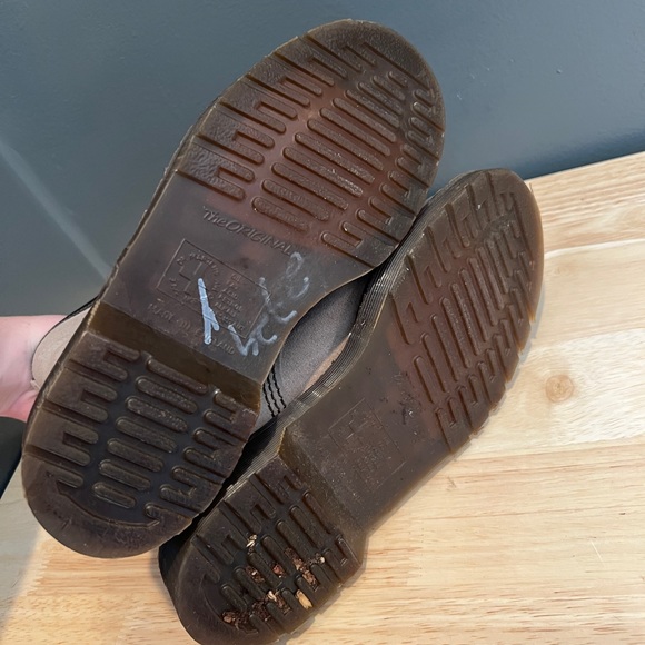 Dr martens suede made in England boots - Picture 2 of 16